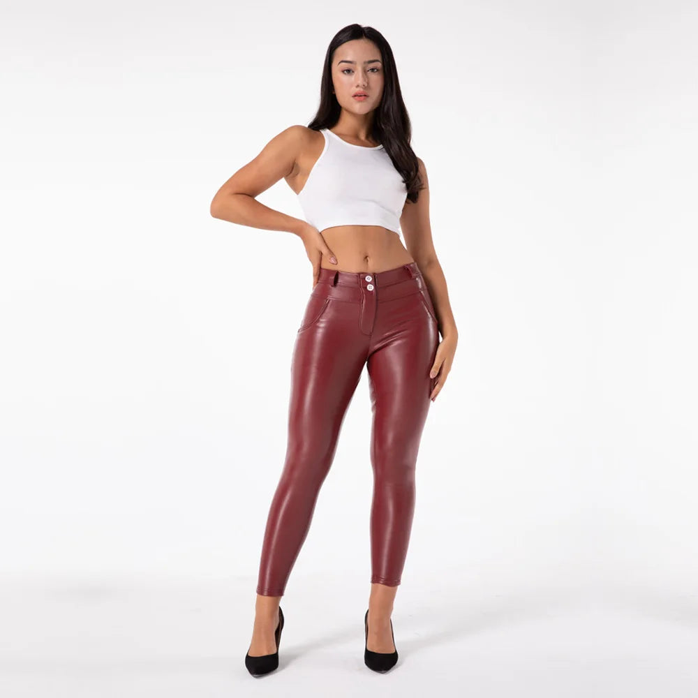 Viral Curve-Enhancing Leather Pants