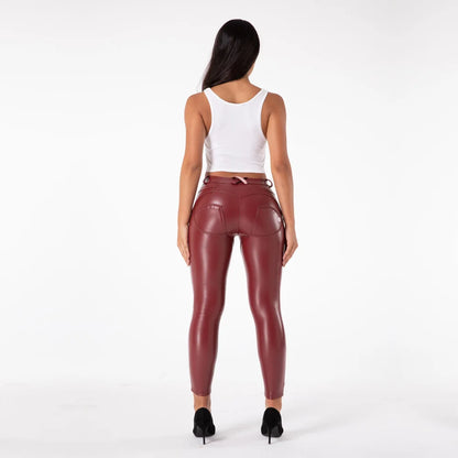 Viral Curve-Enhancing Leather Pants